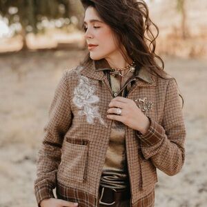 Chic Brown Checkered Women's Blazer with Floral Embroidery